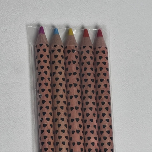 Artist Drawing Coloring Coloring Pencils Five Pack  WIth Heart Decorations - Picture 2 of 6